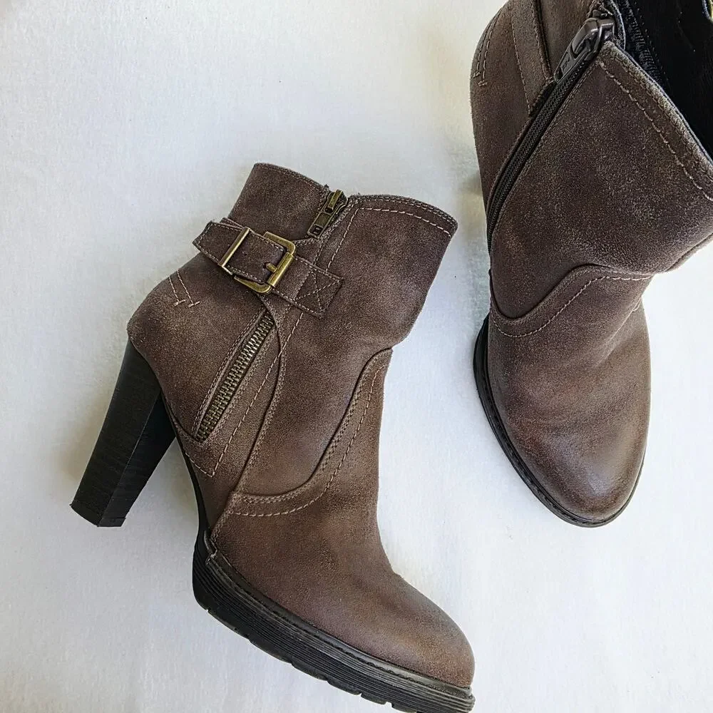 White Mountain Ankle Boots Size 8 Brown Buckle Zip Block Heel Moto Boho Western